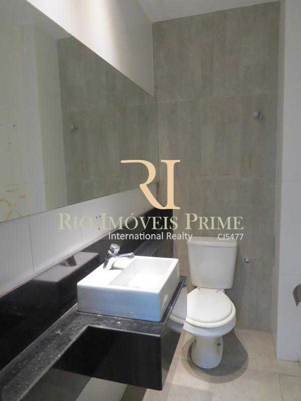 Conheça BANHEIRO1 PAV1 do imóvel - Prédio 900m² para alugar Santo Cristo, Rio de Janeiro - R$ 15.000 - RPPR00002 - 6 BANHEIRO1 PAV1 - Prédio 900m² para alugar Santo Cristo, Rio de Janeiro - R$ 15.000 - RPPR00002 - 6