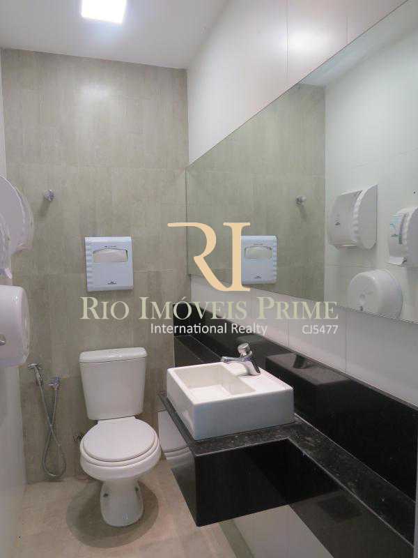 Conheça BANHEIRO2 PAV1 do imóvel - Prédio 900m² para alugar Santo Cristo, Rio de Janeiro - R$ 15.000 - RPPR00002 - 10 BANHEIRO2 PAV1 - Prédio 900m² para alugar Santo Cristo, Rio de Janeiro - R$ 15.000 - RPPR00002 - 10