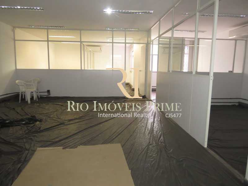 Conheça SALÃO PAV2 do imóvel - Prédio 900m² para alugar Santo Cristo, Rio de Janeiro - R$ 15.000 - RPPR00002 - 16 SALÃO PAV2 - Prédio 900m² para alugar Santo Cristo, Rio de Janeiro - R$ 15.000 - RPPR00002 - 16
