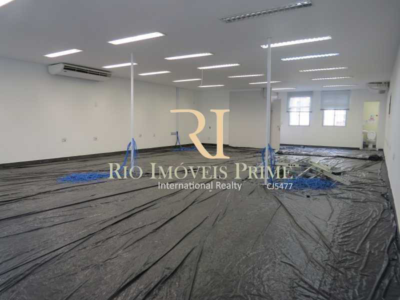 Conheça SALÃO PAV3 do imóvel - Prédio 900m² para alugar Santo Cristo, Rio de Janeiro - R$ 15.000 - RPPR00002 - 20 SALÃO PAV3 - Prédio 900m² para alugar Santo Cristo, Rio de Janeiro - R$ 15.000 - RPPR00002 - 20