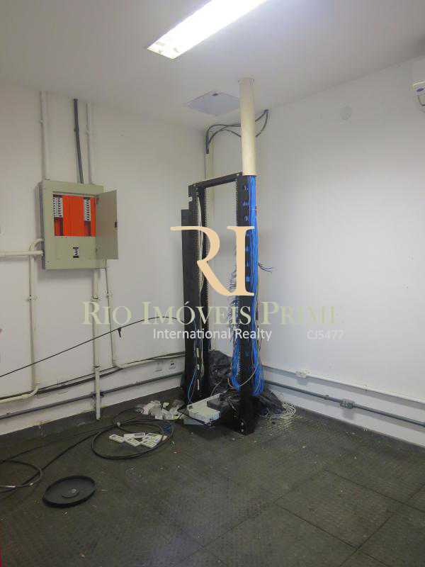 Conheça CABEAMENTO DADOS do imóvel - Prédio 900m² para alugar Santo Cristo, Rio de Janeiro - R$ 15.000 - RPPR00002 - 28 CABEAMENTO DADOS - Prédio 900m² para alugar Santo Cristo, Rio de Janeiro - R$ 15.000 - RPPR00002 - 28