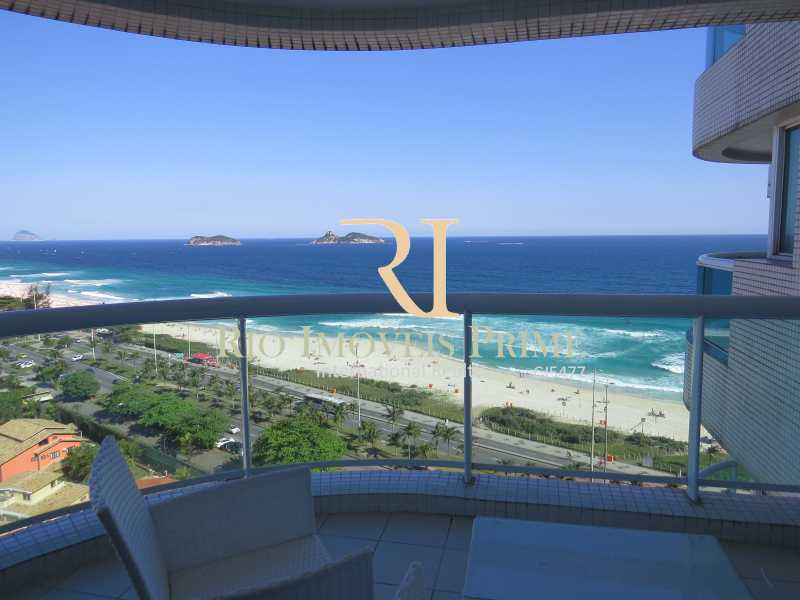 Conheça VISTA VARANDA do imóvel - Flat À Venda - Barra da Tijuca - Rio de Janeiro - RJ - RPFL10086 - 4 VISTA VARANDA - Flat À Venda - Barra da Tijuca - Rio de Janeiro - RJ - RPFL10086 - 4
