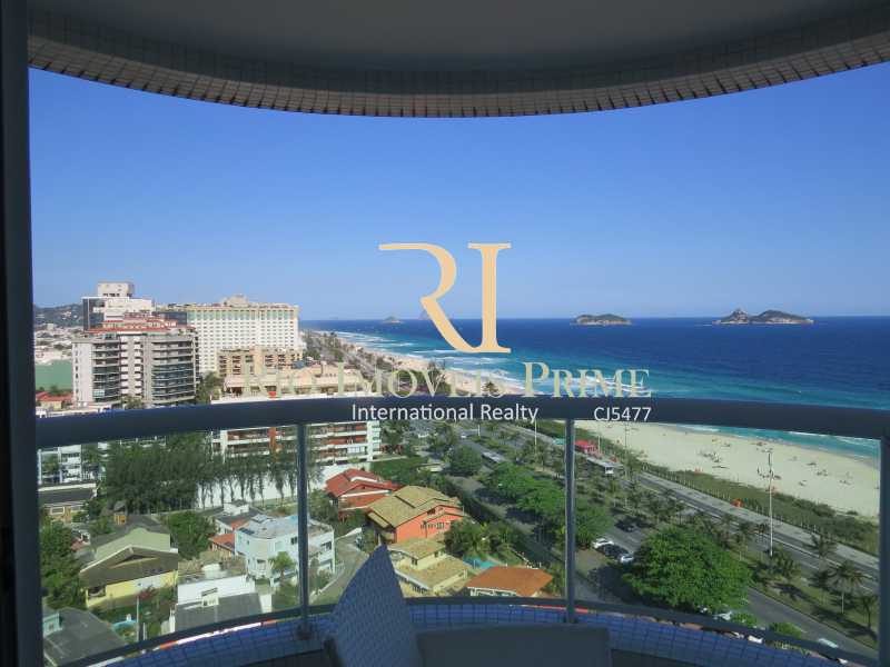 Conheça VISTA VARANDA do imóvel - Flat À Venda - Barra da Tijuca - Rio de Janeiro - RJ - RPFL10086 - 6 VISTA VARANDA - Flat À Venda - Barra da Tijuca - Rio de Janeiro - RJ - RPFL10086 - 6