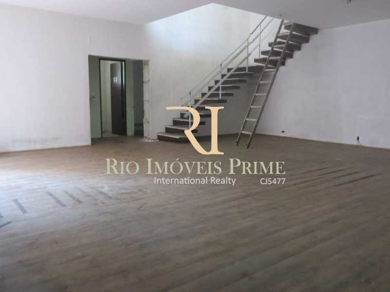 Conheça SALÃO PAV1 do imóvel - Prédio 414m² para alugar Tijuca, Rio de Janeiro - R$ 5.500 - RPPR00003 - 1 SALÃO PAV1 - Prédio 414m² para alugar Tijuca, Rio de Janeiro - R$ 5.500 - RPPR00003 - 1