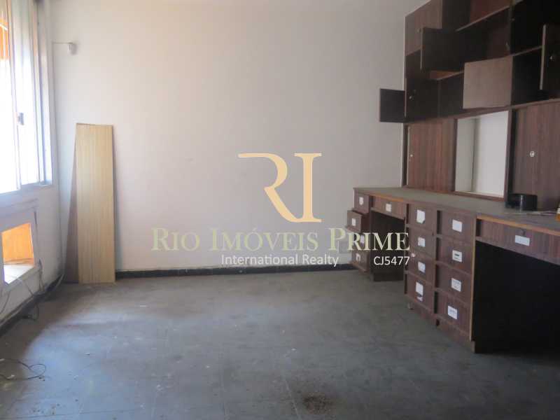 Conheça SALA2 PAV2 do imóvel - Prédio 414m² para alugar Tijuca, Rio de Janeiro - R$ 5.500 - RPPR00003 - 16 SALA2 PAV2 - Prédio 414m² para alugar Tijuca, Rio de Janeiro - R$ 5.500 - RPPR00003 - 16