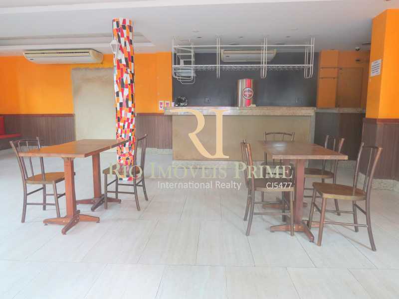 Conheça SALÃO E BAR do imóvel - Prédio 196m² para venda e aluguel Rua Correia Vasques,Cidade Nova, Rio de Janeiro - R$ 799.999 - RPPR20001 - 4 SALÃO E BAR - Prédio 196m² para venda e aluguel Rua Correia Vasques,Cidade Nova, Rio de Janeiro - R$ 799.999 - RPPR20001 - 4