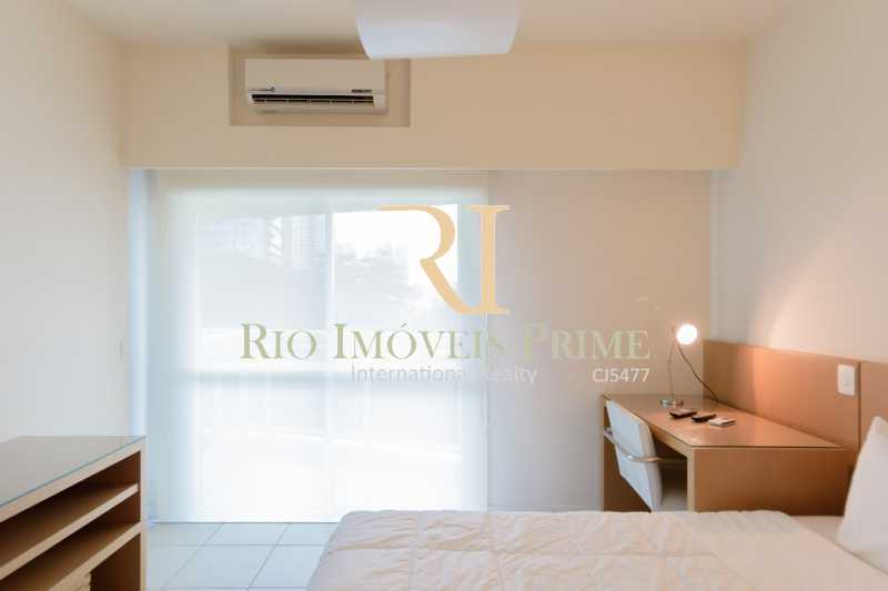 Conheça SUITE do imóvel - Flat 1 quarto para alugar Barra da Tijuca, Rio de Janeiro - R$ 2.300 - RPFL10088 - 5 SUITE - Flat 1 quarto para alugar Barra da Tijuca, Rio de Janeiro - R$ 2.300 - RPFL10088 - 5