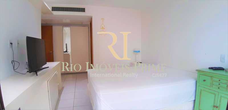 Conheça SUÍTE CASAL do imóvel - Flat 2 quartos à venda Barra da Tijuca, Rio de Janeiro - R$ 2.110.000 - RPFL20032 - 4 SUÍTE CASAL - Flat 2 quartos à venda Barra da Tijuca, Rio de Janeiro - R$ 2.110.000 - RPFL20032 - 4
