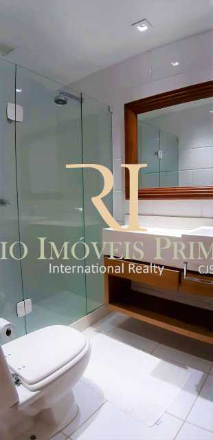Conheça BANHEIRO SUÍTE CASAL do imóvel - Flat 2 quartos à venda Barra da Tijuca, Rio de Janeiro - R$ 2.110.000 - RPFL20032 - 6 BANHEIRO SUÍTE CASAL - Flat 2 quartos à venda Barra da Tijuca, Rio de Janeiro - R$ 2.110.000 - RPFL20032 - 6