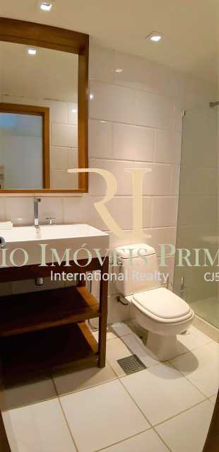 Conheça BANHEIRO SUÍTE SOLTEIRO do imóvel - Flat 2 quartos à venda Barra da Tijuca, Rio de Janeiro - R$ 2.110.000 - RPFL20032 - 11 BANHEIRO SUÍTE SOLTEIRO - Flat 2 quartos à venda Barra da Tijuca, Rio de Janeiro - R$ 2.110.000 - RPFL20032 - 11