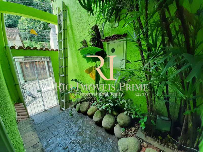 Conheça ENTRADA do imóvel - Casa à venda Rua Gonçalves,Santa Teresa, Rio de Janeiro - R$ 440.000 - RPCA30003 - 1 ENTRADA - Casa à venda Rua Gonçalves,Santa Teresa, Rio de Janeiro - R$ 440.000 - RPCA30003 - 1