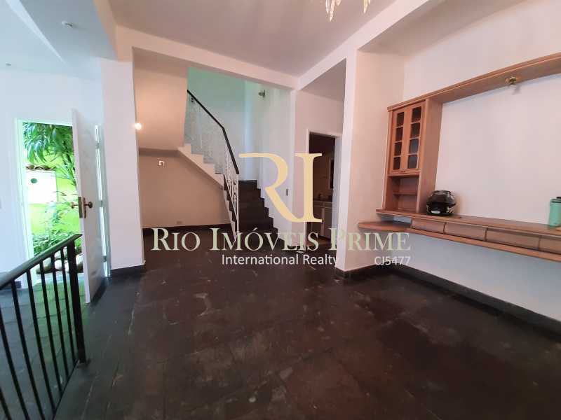 Conheça SALA JANTAR do imóvel - Casa à venda Rua Gonçalves,Santa Teresa, Rio de Janeiro - R$ 440.000 - RPCA30003 - 4 SALA JANTAR - Casa à venda Rua Gonçalves,Santa Teresa, Rio de Janeiro - R$ 440.000 - RPCA30003 - 4