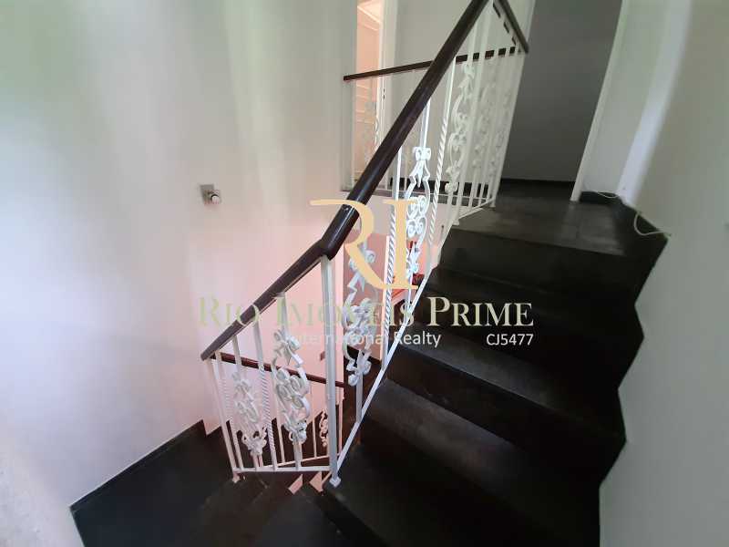Conheça ESCADA PAV2 do imóvel - Casa à venda Rua Gonçalves,Santa Teresa, Rio de Janeiro - R$ 440.000 - RPCA30003 - 23 ESCADA PAV2 - Casa à venda Rua Gonçalves,Santa Teresa, Rio de Janeiro - R$ 440.000 - RPCA30003 - 23