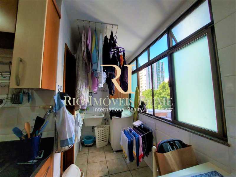 Conheça ÁREA DE SERVIÇO. do imóvel - Apartamento 2 quartos para alugar Tijuca, Rio de Janeiro - R$ 2.200 - RPAP20157 - 19 ÁREA DE SERVIÇO. - Apartamento 2 quartos para alugar Tijuca, Rio de Janeiro - R$ 2.200 - RPAP20157 - 19