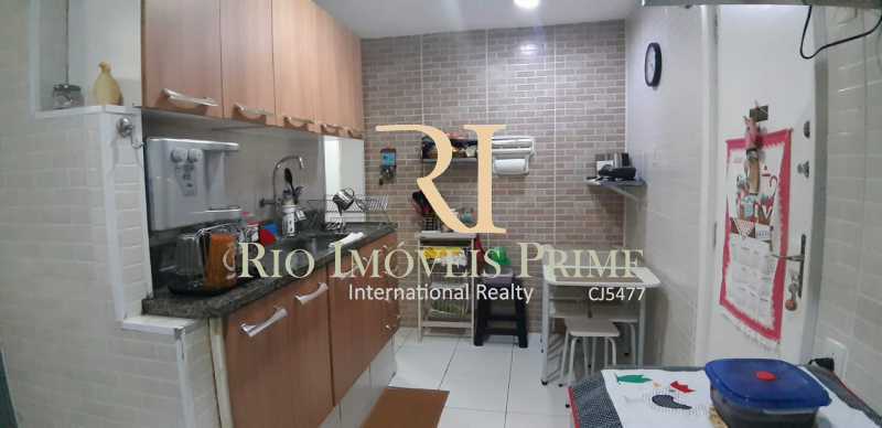 Conheça 15 COZINHA do imóvel - Apartamento à venda Rua Carlos de Vasconcelos,Tijuca, Rio de Janeiro - R$ 619.999 - RPAP30101 - 16 15 COZINHA - Apartamento à venda Rua Carlos de Vasconcelos,Tijuca, Rio de Janeiro - R$ 619.999 - RPAP30101 - 16