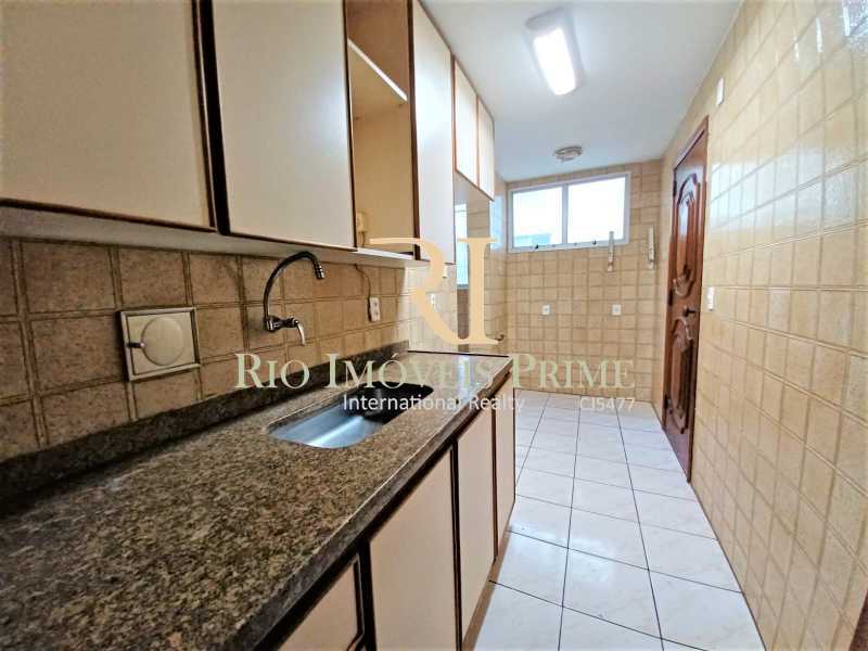 Conheça 15 COZINHA do imóvel - Apartamento 2 quartos para alugar Vila Isabel, Rio de Janeiro - R$ 2.100 - RPAP20164 - 16 15 COZINHA - Apartamento 2 quartos para alugar Vila Isabel, Rio de Janeiro - R$ 2.100 - RPAP20164 - 16