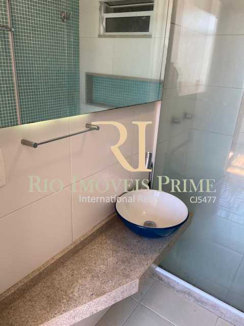 Conheça BANHEIRO SUÍTE. do imóvel - Apartamento para alugar Rua das Laranjeiras,Laranjeiras, Rio de Janeiro - R$ 2.600 - RPAP10055 - 30 BANHEIRO SUÍTE. - Apartamento para alugar Rua das Laranjeiras,Laranjeiras, Rio de Janeiro - R$ 2.600 - RPAP10055 - 30
