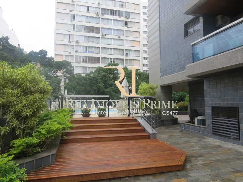 Conheça 2 PISCINA do imóvel - Flat 2 quartos à venda Ipanema, Rio de Janeiro - R$ 2.199.990 - RPFL20010 - 24 2 PISCINA - Flat 2 quartos à venda Ipanema, Rio de Janeiro - R$ 2.199.990 - RPFL20010 - 24