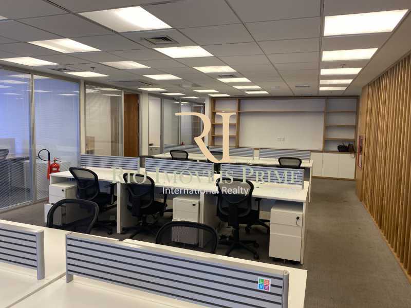 Conheça SALÃO do imóvel - Andar 508m² para alugar Avenida Almirante Barroso,Centro, Rio de Janeiro - R$ 25.400 - RPAN00009 - 4 SALÃO - Andar 508m² para alugar Avenida Almirante Barroso,Centro, Rio de Janeiro - R$ 25.400 - RPAN00009 - 4
