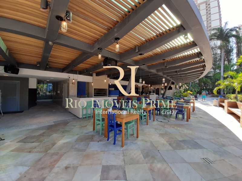 Conheça BAR DA PISCINA do imóvel - Flat 1 quarto à venda Barra da Tijuca, Rio de Janeiro - R$ 749.900 - RPFL10092 - 31 BAR DA PISCINA - Flat 1 quarto à venda Barra da Tijuca, Rio de Janeiro - R$ 749.900 - RPFL10092 - 31