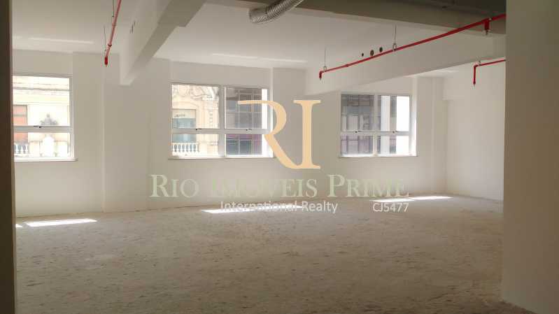 Conheça SALA do imóvel - Sala Comercial 196m² para alugar Rua Uruguaiana,Centro, Rio de Janeiro - R$ 5.880 - RPSL00023 - 7 SALA - Sala Comercial 196m² para alugar Rua Uruguaiana,Centro, Rio de Janeiro - R$ 5.880 - RPSL00023 - 7
