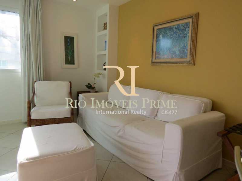 Conheça SALA ESTAR do imóvel - Flat 1 quarto à venda Barra da Tijuca, Rio de Janeiro - R$ 650.000 - RPFL10007 - 6 SALA ESTAR - Flat 1 quarto à venda Barra da Tijuca, Rio de Janeiro - R$ 650.000 - RPFL10007 - 6