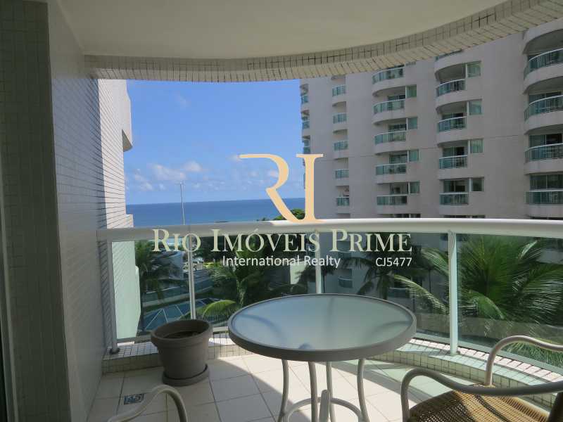 Conheça VARANDA do imóvel - Flat Condomínio Wyndham Rio Barra, Avenida Lúcio Costa,Barra da Tijuca, Rio de Janeiro, RJ À Venda, 1 Quarto, 52m² - RPFL10009 - 1 VARANDA - Flat Condomínio Wyndham Rio Barra, Avenida Lúcio Costa,Barra da Tijuca, Rio de Janeiro, RJ À Venda, 1 Quarto, 52m² - RPFL10009 - 1