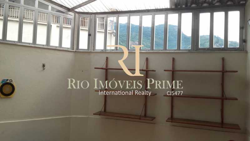 Conheça ÁREA_EXTERNA do imóvel - Apartamento à venda Rua Ambire Cavalcanti,Rio Comprido, Rio de Janeiro - R$ 319.900 - RPAP20196 - 17 ÁREA_EXTERNA - Apartamento à venda Rua Ambire Cavalcanti,Rio Comprido, Rio de Janeiro - R$ 319.900 - RPAP20196 - 17