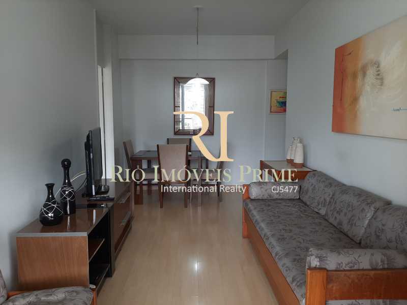 Conheça SALA do imóvel - Flat 1 quarto à venda Botafogo, Rio de Janeiro - R$ 740.000 - RPFL10099 - 6 SALA - Flat 1 quarto à venda Botafogo, Rio de Janeiro - R$ 740.000 - RPFL10099 - 6