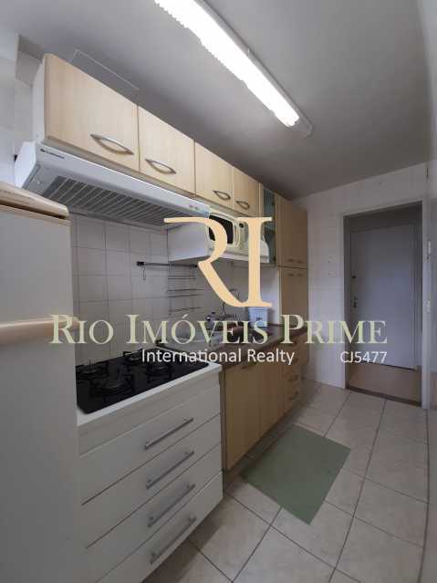 Conheça COZINHA do imóvel - Flat 1 quarto à venda Botafogo, Rio de Janeiro - R$ 740.000 - RPFL10099 - 13 COZINHA - Flat 1 quarto à venda Botafogo, Rio de Janeiro - R$ 740.000 - RPFL10099 - 13