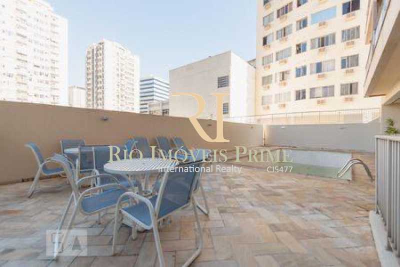 Conheça PISCINA do imóvel - Flat 1 quarto à venda Botafogo, Rio de Janeiro - R$ 690.000 - RPFL10100 - 20 PISCINA - Flat 1 quarto à venda Botafogo, Rio de Janeiro - R$ 690.000 - RPFL10100 - 20