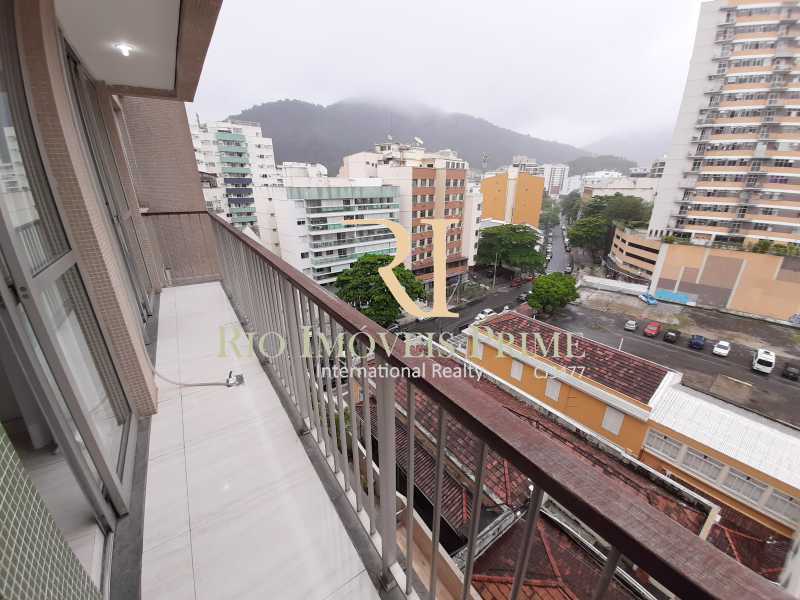 Conheça VARANDA do imóvel - Flat 1 quarto à venda Botafogo, Rio de Janeiro - R$ 690.000 - RPFL10100 - 3 VARANDA - Flat 1 quarto à venda Botafogo, Rio de Janeiro - R$ 690.000 - RPFL10100 - 3