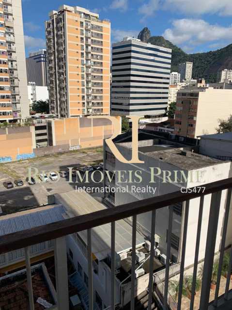 Conheça VARANDA. do imóvel - Flat 1 quarto à venda Botafogo, Rio de Janeiro - R$ 690.000 - RPFL10100 - 4 VARANDA. - Flat 1 quarto à venda Botafogo, Rio de Janeiro - R$ 690.000 - RPFL10100 - 4