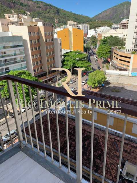 Conheça VARANDA. do imóvel - Flat 1 quarto à venda Botafogo, Rio de Janeiro - R$ 690.000 - RPFL10100 - 5 VARANDA. - Flat 1 quarto à venda Botafogo, Rio de Janeiro - R$ 690.000 - RPFL10100 - 5