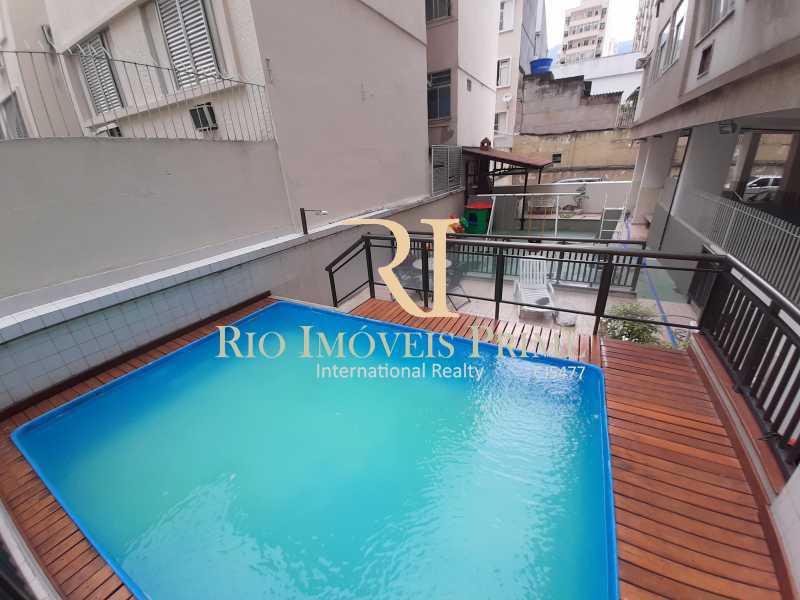 Conheça PISCINA do imóvel - Apartamento à venda Rua Ribeiro Guimarães,Tijuca, Rio de Janeiro - R$ 459.900 - RPAP20207 - 16 PISCINA - Apartamento à venda Rua Ribeiro Guimarães,Tijuca, Rio de Janeiro - R$ 459.900 - RPAP20207 - 16