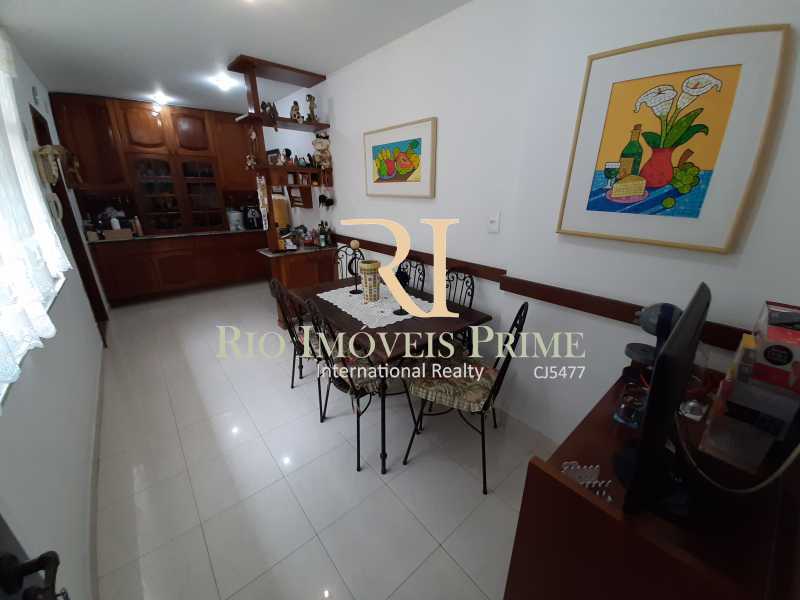 Conheça COPA do imóvel - Cobertura 4 quartos à venda Barra da Tijuca, Rio de Janeiro - R$ 2.990.000 - RPCO40014 - 20 COPA - Cobertura 4 quartos à venda Barra da Tijuca, Rio de Janeiro - R$ 2.990.000 - RPCO40014 - 20