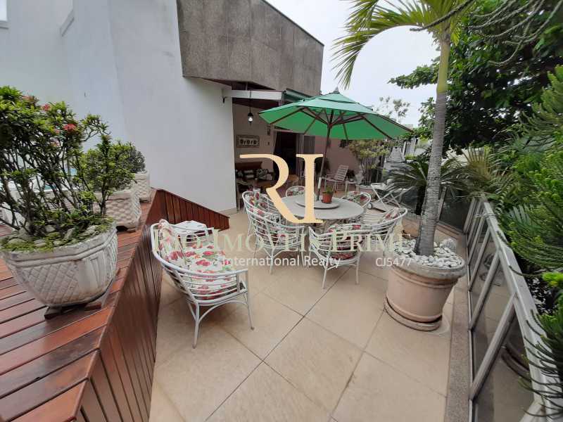 Conheça VARANDÃO do imóvel - Cobertura 4 quartos à venda Barra da Tijuca, Rio de Janeiro - R$ 2.990.000 - RPCO40014 - 26 VARANDÃO - Cobertura 4 quartos à venda Barra da Tijuca, Rio de Janeiro - R$ 2.990.000 - RPCO40014 - 26