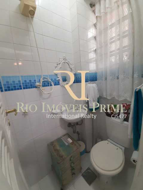 Conheça BANHEIRO SERVIÇO do imóvel - Apartamento à venda Rua João Afonso,Humaitá, Rio de Janeiro - R$ 1.090.000 - RPAP20210 - 22 BANHEIRO SERVIÇO - Apartamento à venda Rua João Afonso,Humaitá, Rio de Janeiro - R$ 1.090.000 - RPAP20210 - 22