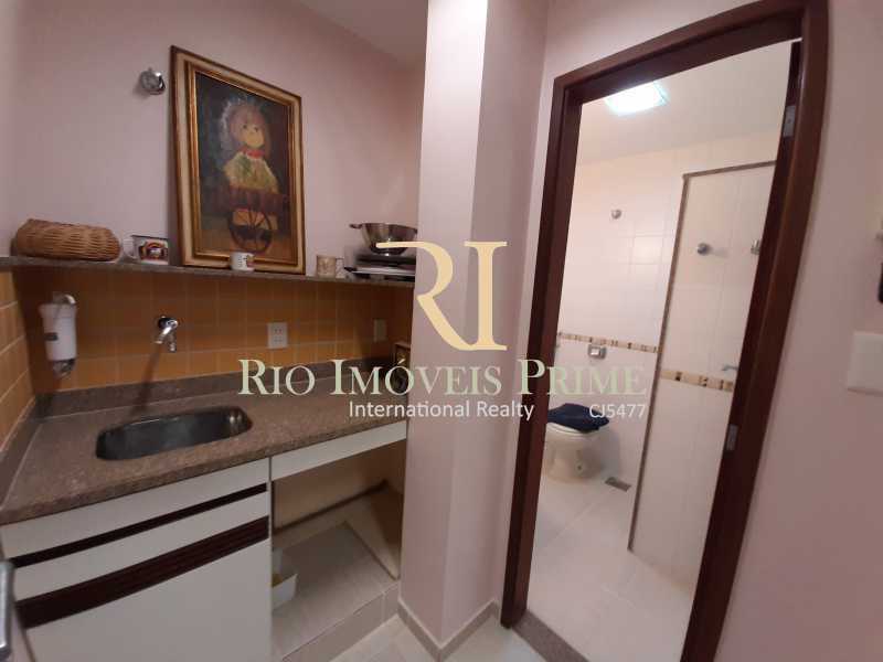 Conheça COPA HOME OFFICE ANEXO do imóvel - Cobertura à venda Avenida General Guedes da Fontoura,Barra da Tijuca, Rio de Janeiro - R$ 4.449.900 - RPCO40015 - 23 COPA HOME OFFICE ANEXO - Cobertura à venda Avenida General Guedes da Fontoura,Barra da Tijuca, Rio de Janeiro - R$ 4.449.900 - RPCO40015 - 23