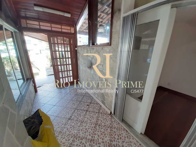 Conheça CIRCULAÇÃO do imóvel - Cobertura 3 quartos à venda Tijuca, Rio de Janeiro - R$ 955.000 - RPCO30022 - 8 CIRCULAÇÃO - Cobertura 3 quartos à venda Tijuca, Rio de Janeiro - R$ 955.000 - RPCO30022 - 8