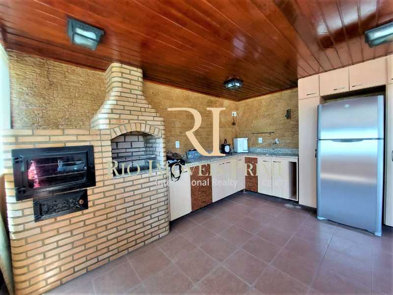 Conheça CHURRASQUEIRA do imóvel - Cobertura para venda e aluguel Rua Francisca Sales,Freguesia (Jacarepaguá), Rio de Janeiro - R$ 649.990 - RPCO30024 - 1 CHURRASQUEIRA - Cobertura para venda e aluguel Rua Francisca Sales,Freguesia (Jacarepaguá), Rio de Janeiro - R$ 649.990 - RPCO30024 - 1