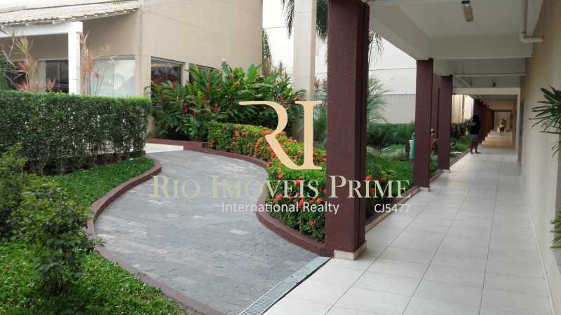 Conheça ÁREA_EXTERNA_CONDOMÍNIO do imóvel - Apartamento 3 quartos à venda Rio Comprido, Rio de Janeiro - R$ 460.000 - RPAP30006 - 17 ÁREA_EXTERNA_CONDOMÍNIO - Apartamento 3 quartos à venda Rio Comprido, Rio de Janeiro - R$ 460.000 - RPAP30006 - 17