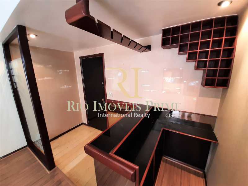 Conheça HALL + BAR do imóvel - Apartamento para venda e aluguel Rua Santa Clara,Copacabana, Rio de Janeiro - R$ 1.400.000 - RPAP20224 - 5 HALL + BAR - Apartamento para venda e aluguel Rua Santa Clara,Copacabana, Rio de Janeiro - R$ 1.400.000 - RPAP20224 - 5