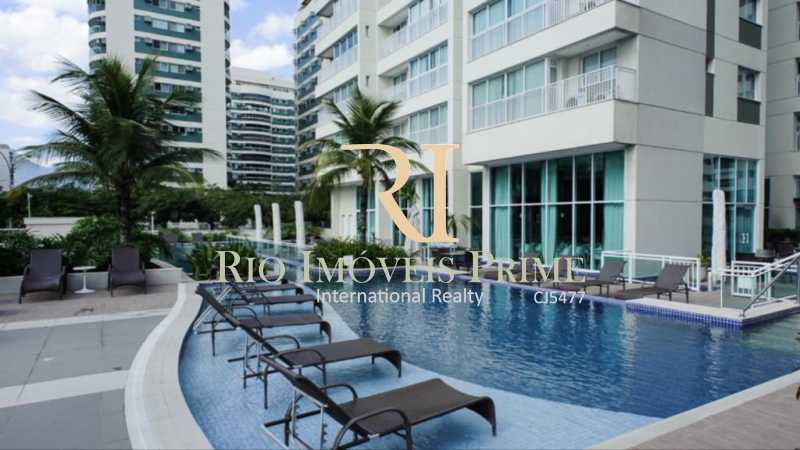 Conheça PISCINA do imóvel - Flat 2 quartos para alugar Jacarepaguá, Rio de Janeiro - R$ 2.000 - RPFL20036 - 14 PISCINA - Flat 2 quartos para alugar Jacarepaguá, Rio de Janeiro - R$ 2.000 - RPFL20036 - 14