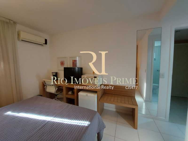 Conheça SUÍTE 2 do imóvel - Flat 2 quartos para alugar Jacarepaguá, Rio de Janeiro - R$ 2.000 - RPFL20036 - 10 SUÍTE 2 - Flat 2 quartos para alugar Jacarepaguá, Rio de Janeiro - R$ 2.000 - RPFL20036 - 10