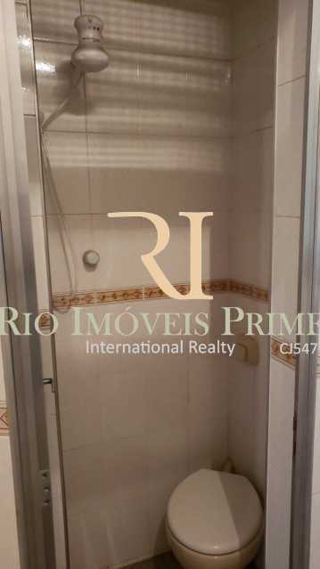 Conheça 16 BANHEIRO DEPENDÊNCIA. do imóvel - Apartamento à venda Rua Barão de Mesquita,Tijuca, Rio de Janeiro - R$ 450.000 - RPAP20225 - 17 16 BANHEIRO DEPENDÊNCIA. - Apartamento à venda Rua Barão de Mesquita,Tijuca, Rio de Janeiro - R$ 450.000 - RPAP20225 - 17