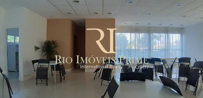Conheça SALÃO DE FESTAS do imóvel - Apartamento 2 quartos à venda Recreio dos Bandeirantes, Rio de Janeiro - R$ 549.999 - RPAP20226 - 25 SALÃO DE FESTAS - Apartamento 2 quartos à venda Recreio dos Bandeirantes, Rio de Janeiro - R$ 549.999 - RPAP20226 - 25