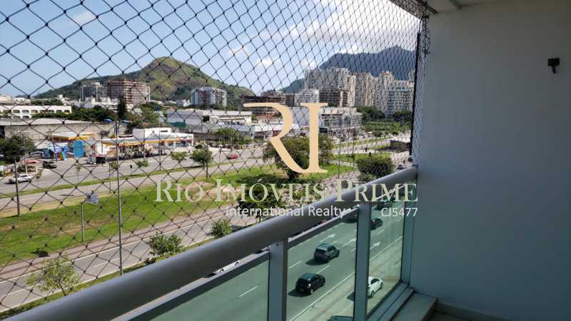 Conheça 2 VARANDA. do imóvel - Apartamento 2 quartos à venda Recreio dos Bandeirantes, Rio de Janeiro - R$ 549.999 - RPAP20226 - 4 2 VARANDA. - Apartamento 2 quartos à venda Recreio dos Bandeirantes, Rio de Janeiro - R$ 549.999 - RPAP20226 - 4