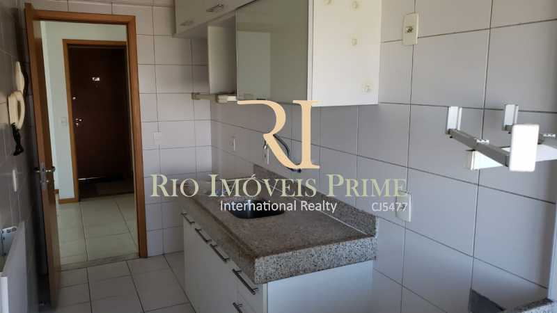 Conheça 14 COZINHA. do imóvel - Apartamento 2 quartos à venda Recreio dos Bandeirantes, Rio de Janeiro - R$ 549.999 - RPAP20226 - 16 14 COZINHA. - Apartamento 2 quartos à venda Recreio dos Bandeirantes, Rio de Janeiro - R$ 549.999 - RPAP20226 - 16