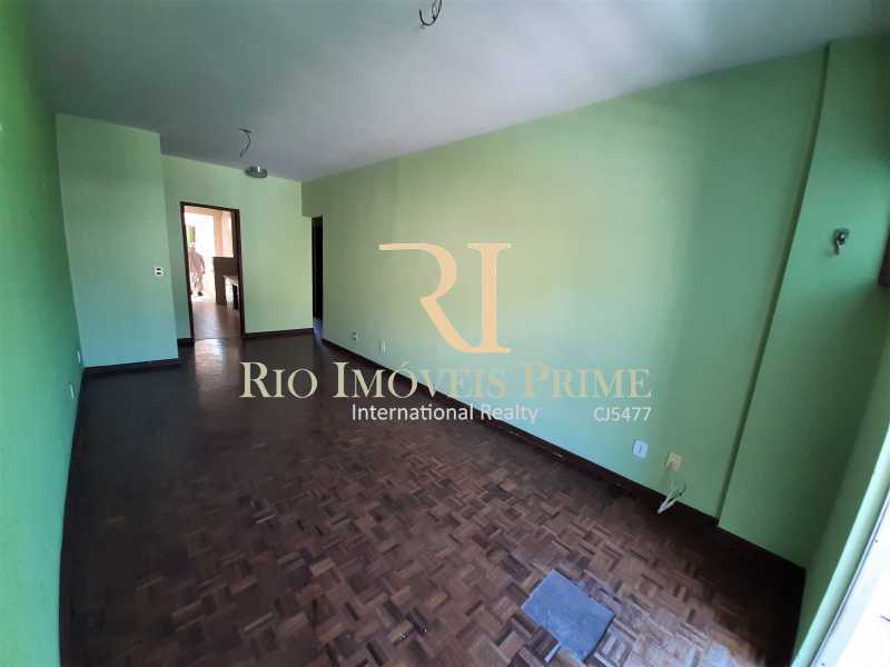 Conheça SALA do imóvel - Apartamento à venda Rua da Cascata,Tijuca, Rio de Janeiro - R$ 295.000 - RPAP20228 - 5 SALA - Apartamento à venda Rua da Cascata,Tijuca, Rio de Janeiro - R$ 295.000 - RPAP20228 - 5